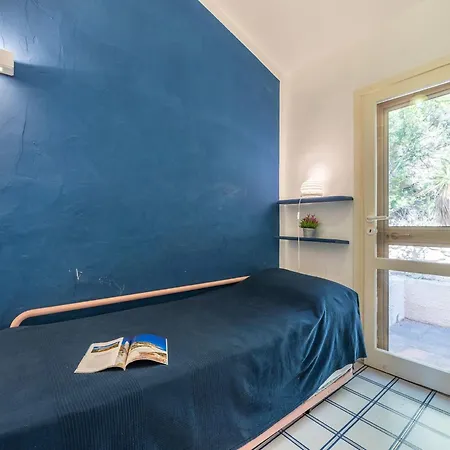 בית נופש Pellicano By Interhome *